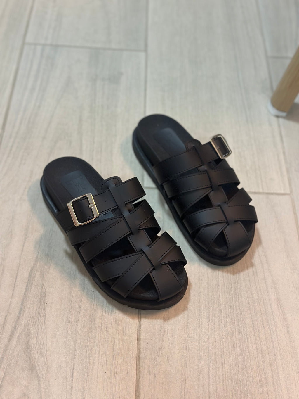 SUECO NOVA x NEGRO EN CUERO SINTÉTICO