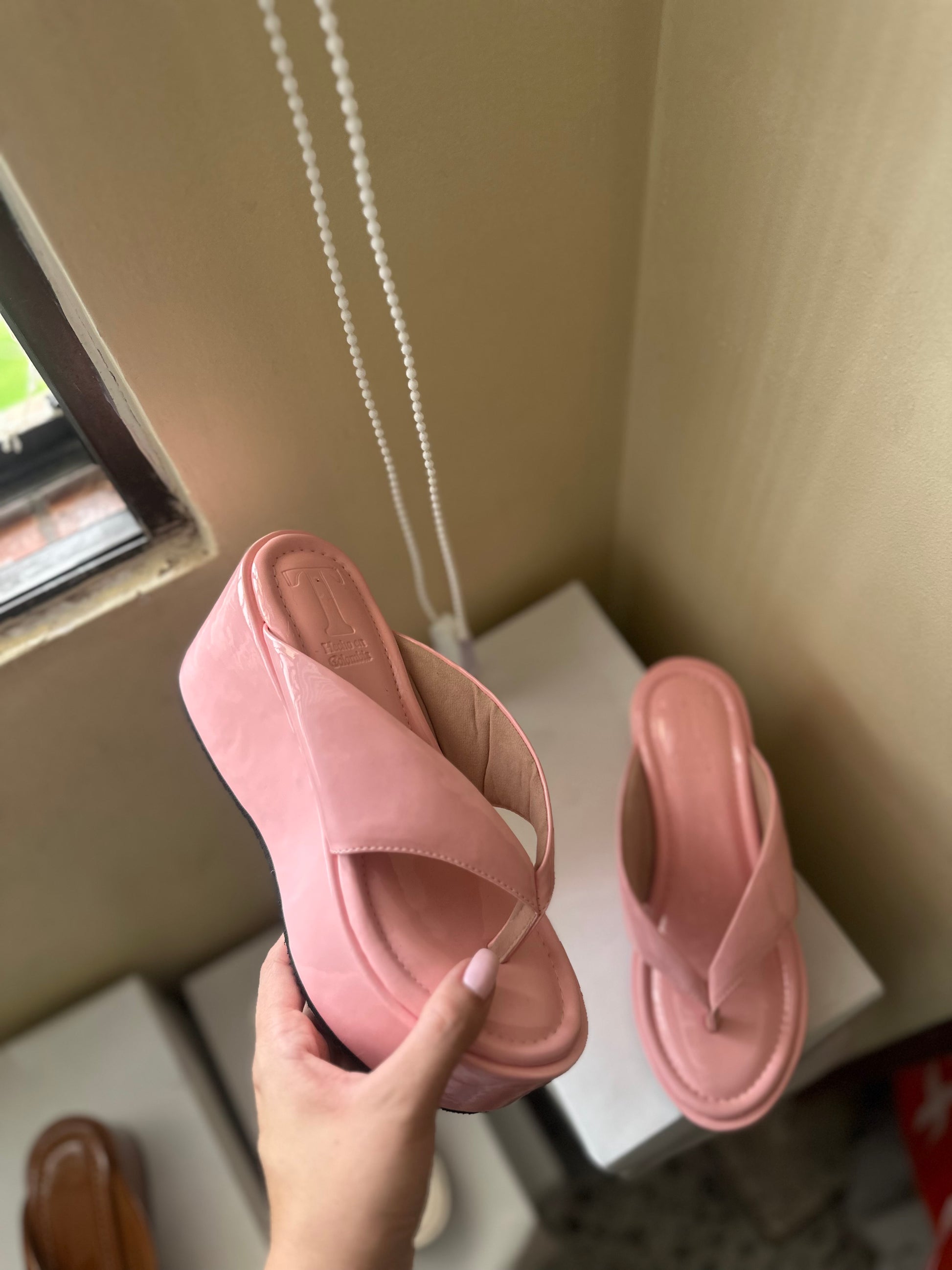 VERONA x ROSADO EN CUERO SINTÉTICO