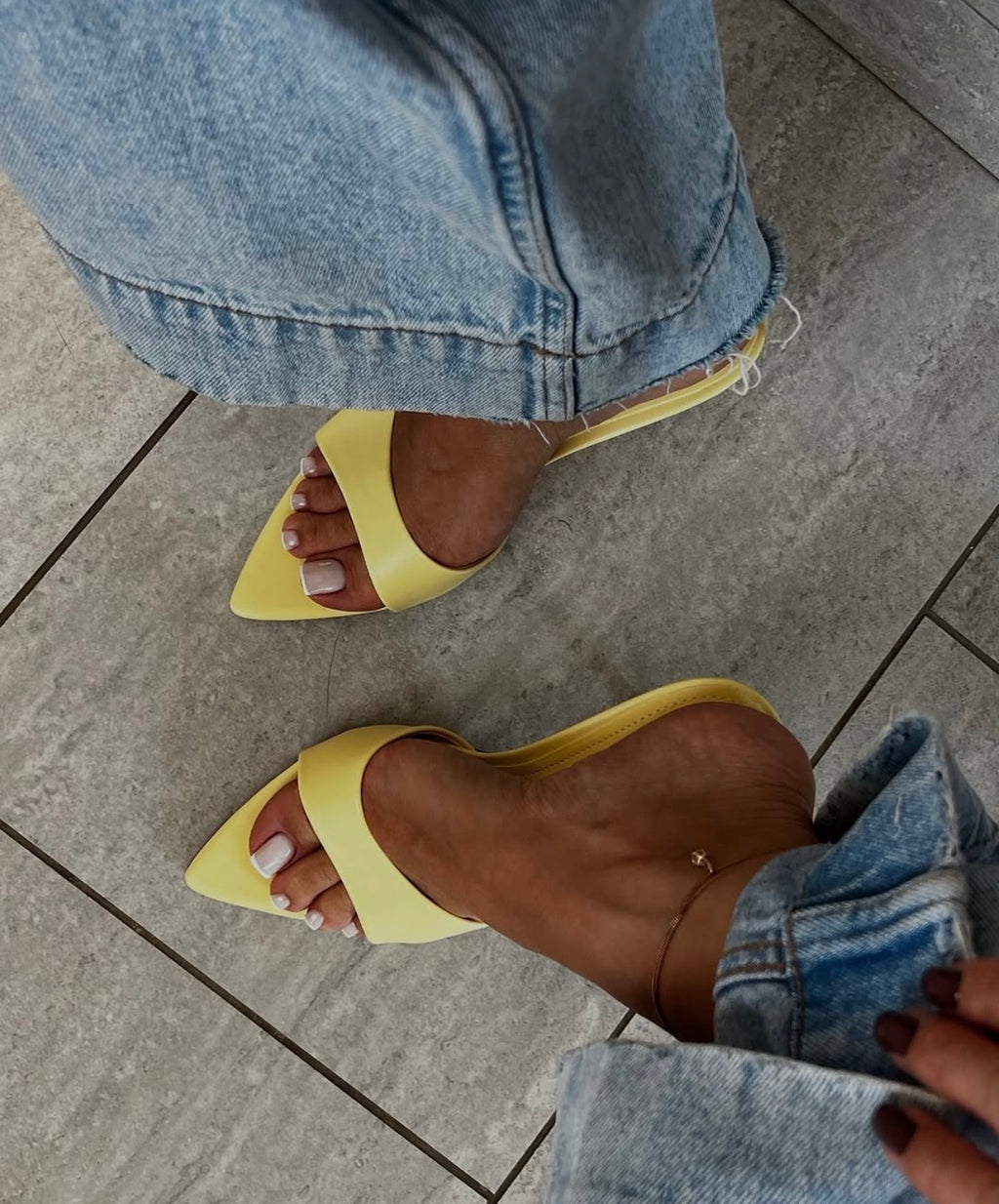 ABRIL x AMARILLO (sobre pedido)