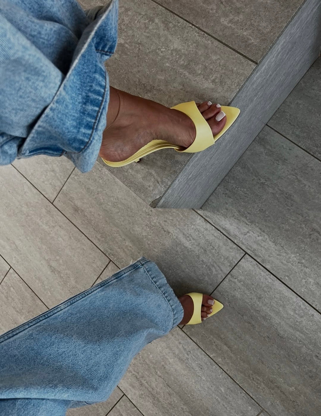 ABRIL x AMARILLO (sobre pedido)